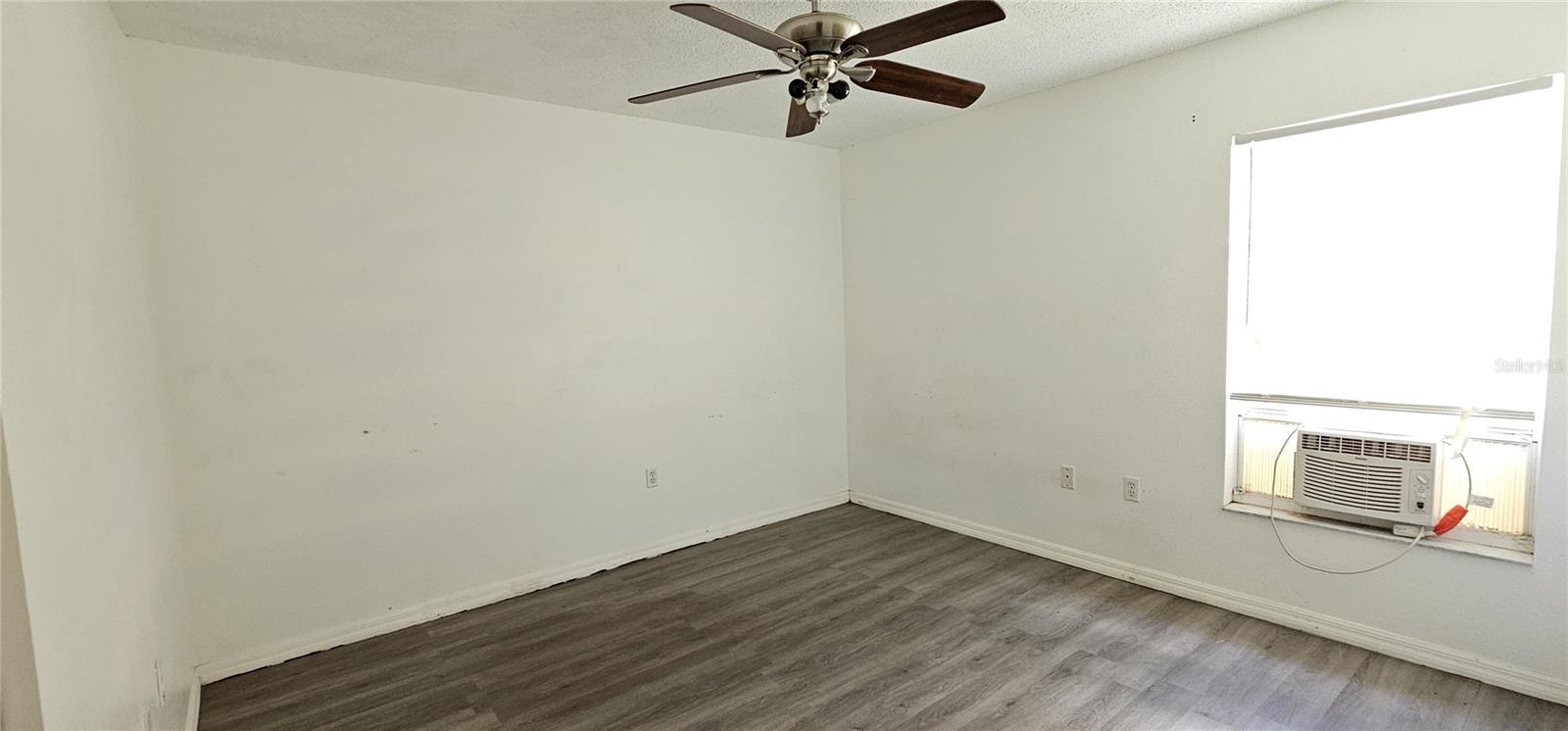 Image 42 of 56 For 2570 Coachman Drive