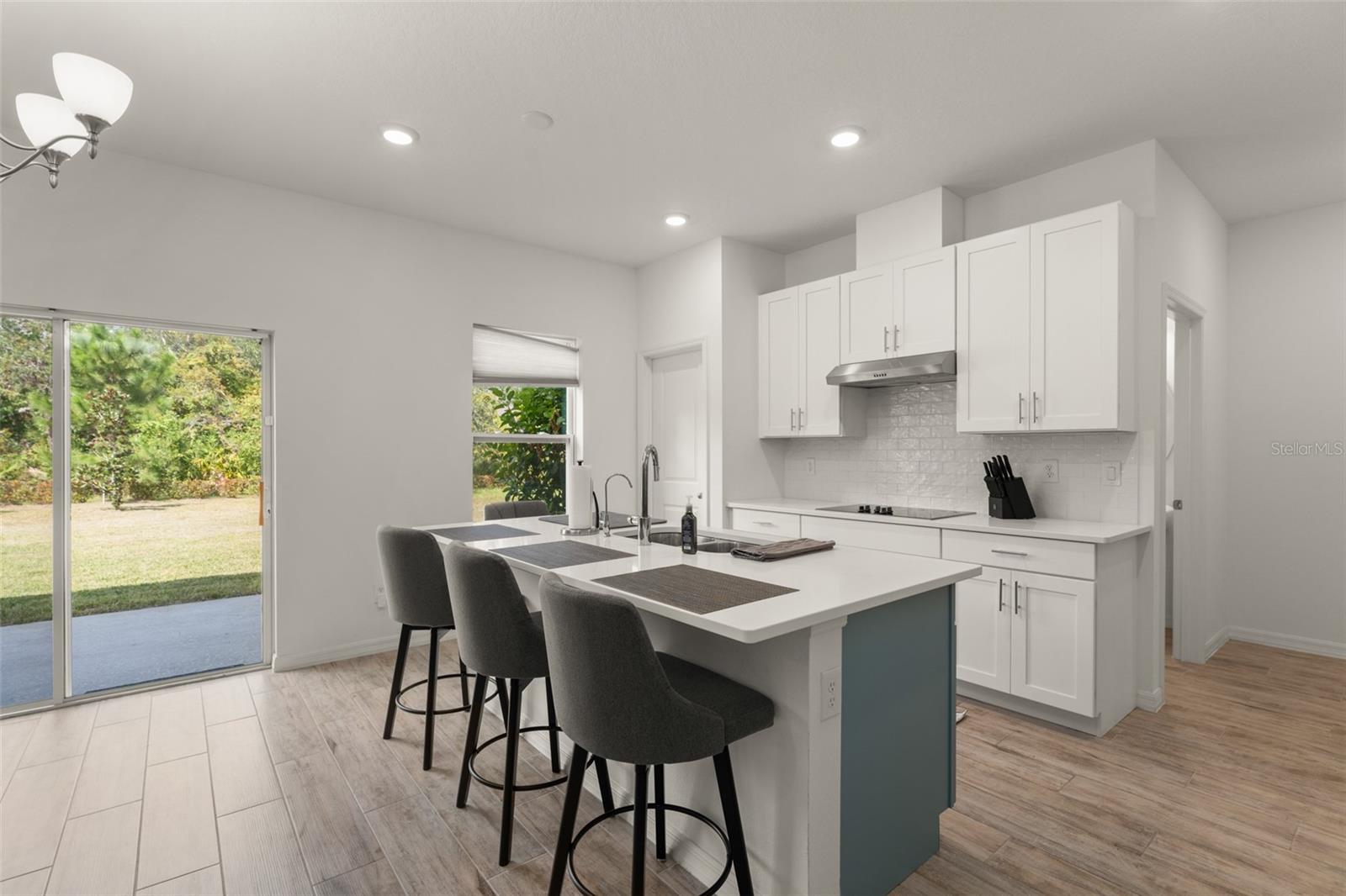 Image 14 of 32 For 1612 Hill Park Drive