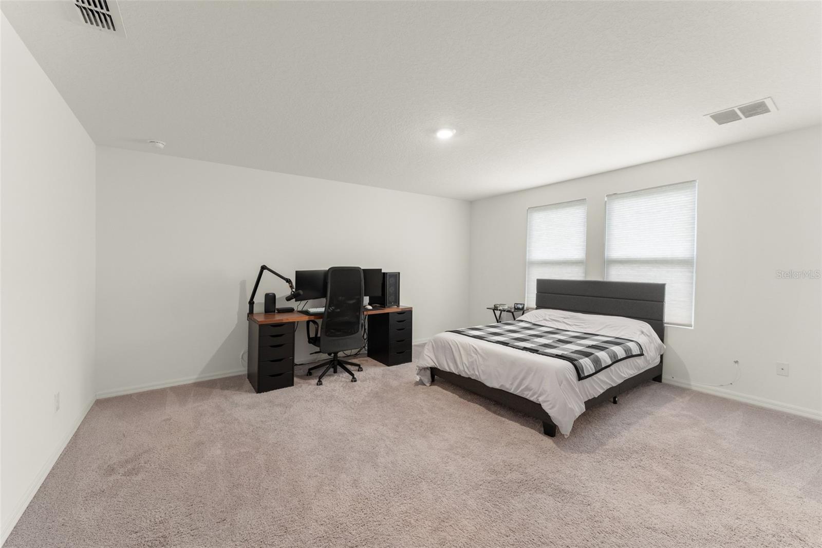 Image 17 of 32 For 1612 Hill Park Drive