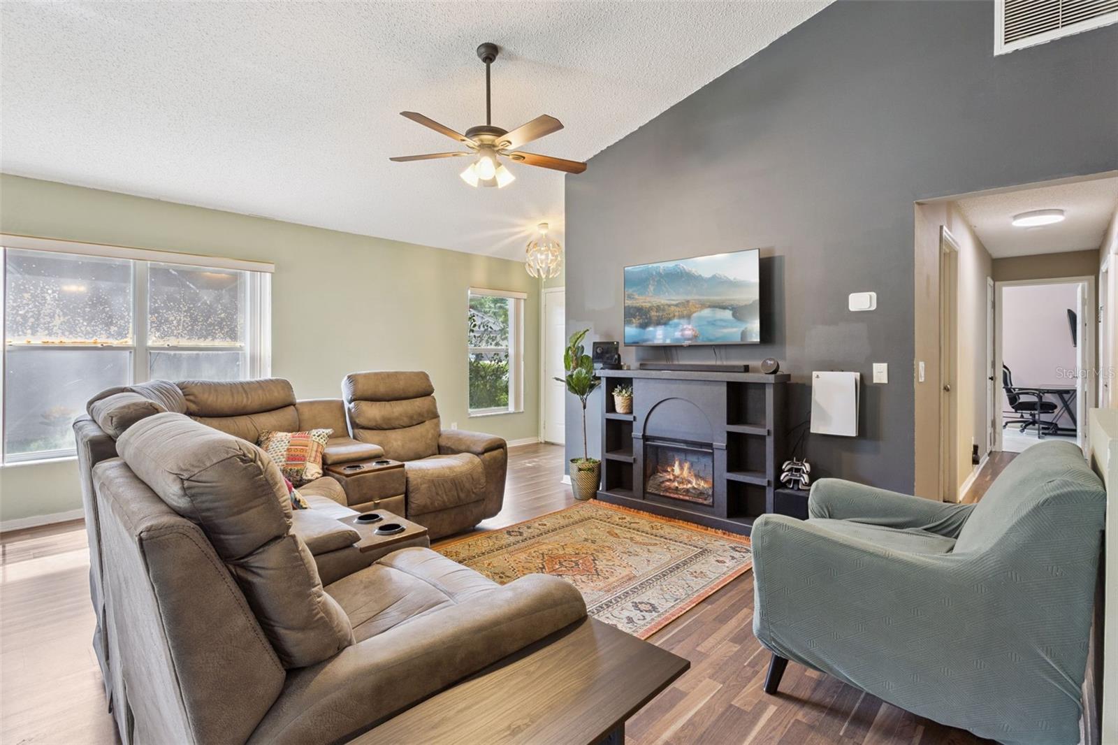 Image 4 of 29 For 111 Cervidae Drive