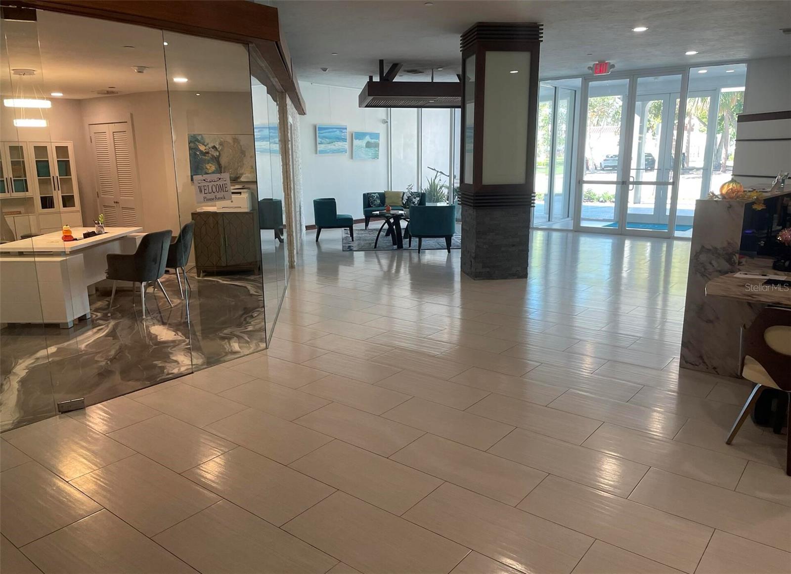 Image 4 of 15 For 101 Gulfstream Avenue 10b
