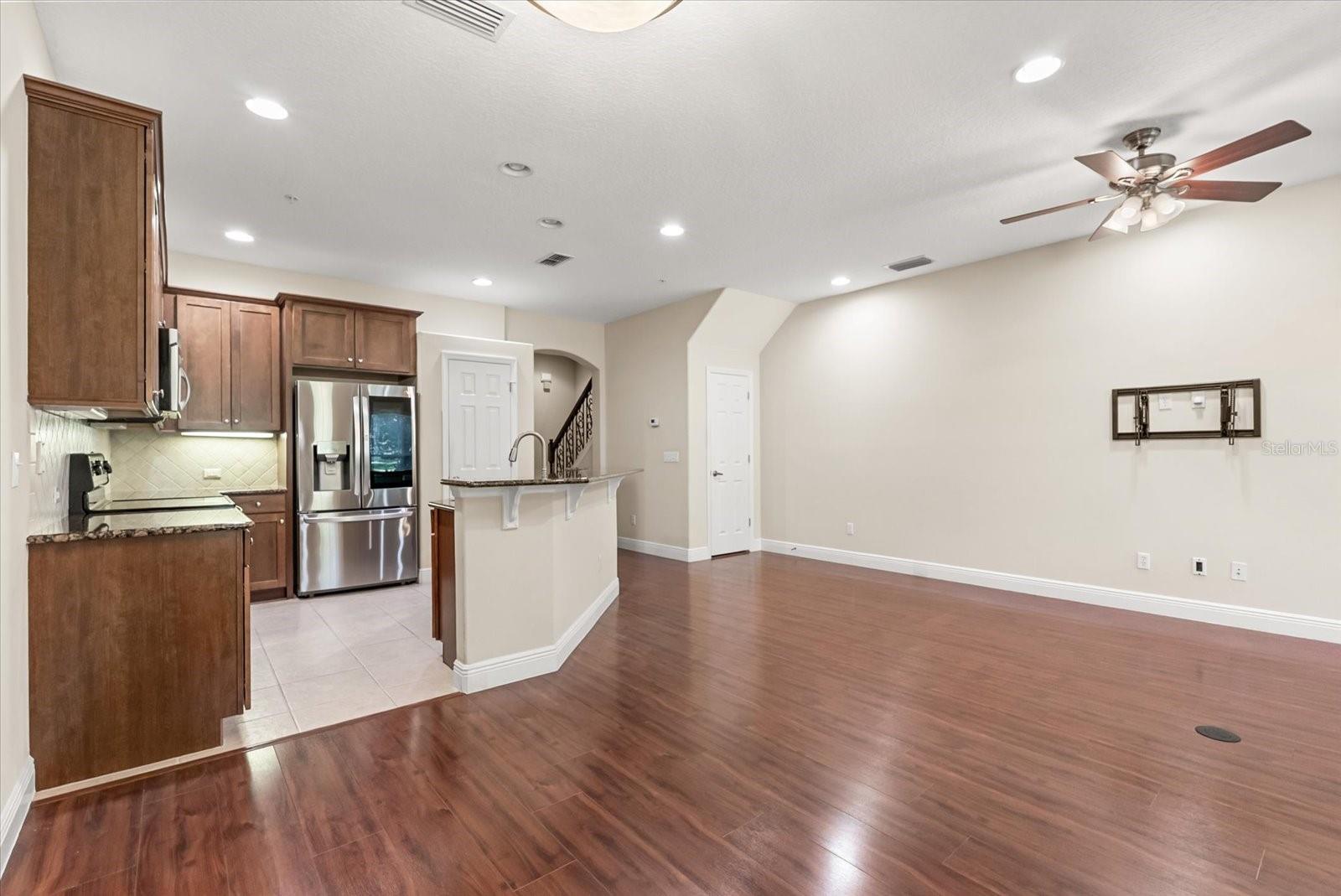 Image 4 of 34 For 1291 Blessing Street