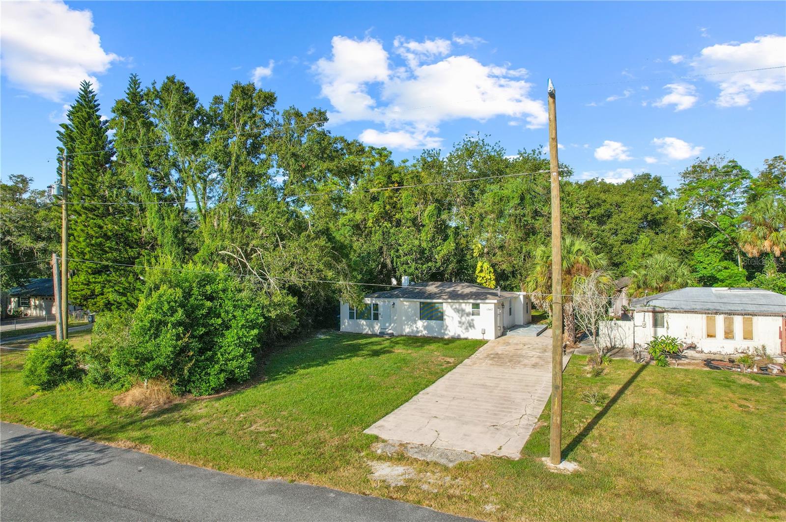 Image 4 of 36 For 1340 Delaney Drive