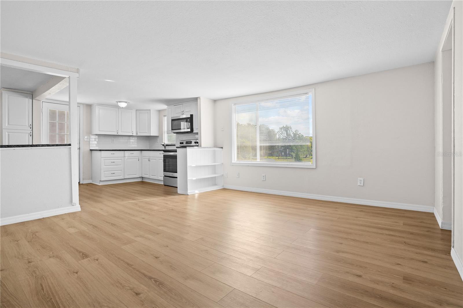 Image 6 of 36 For 1340 Delaney Drive