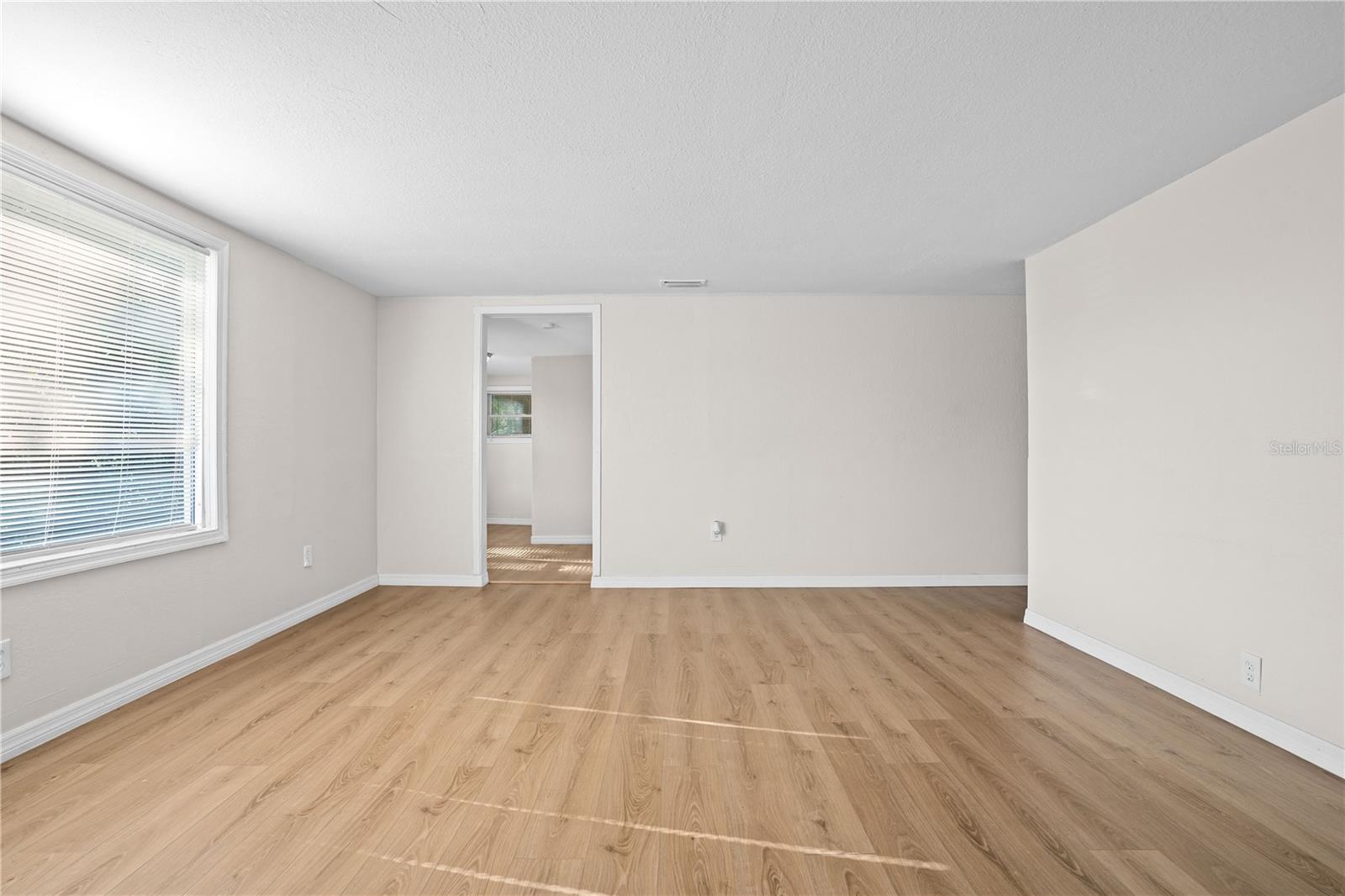 Image 8 of 36 For 1340 Delaney Drive