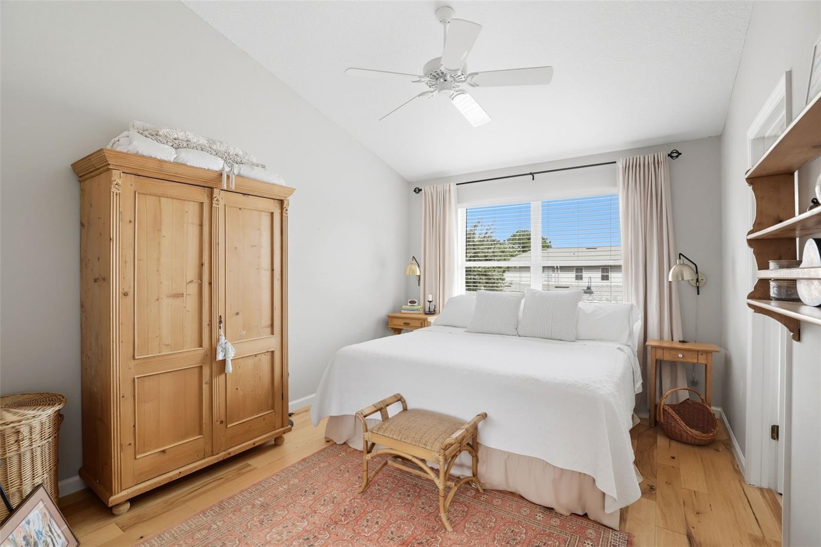 Image 13 of 22 For 9129 Oak Fern Drive