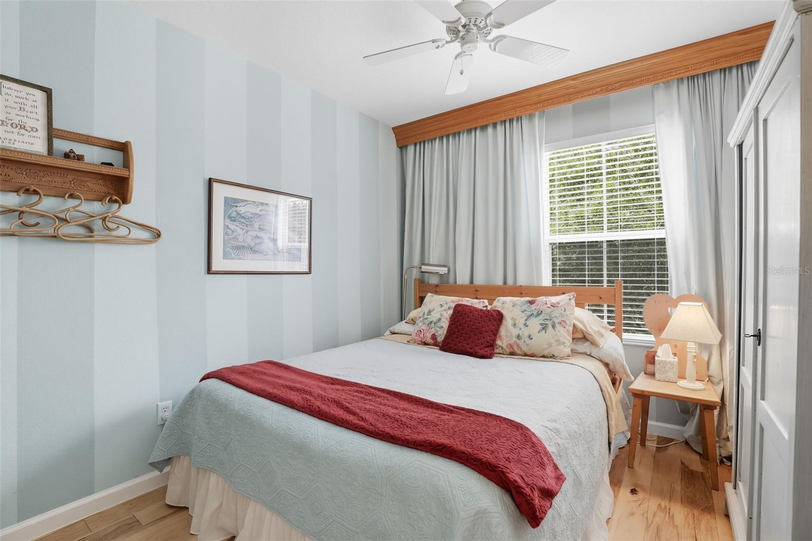 Image 16 of 22 For 9129 Oak Fern Drive