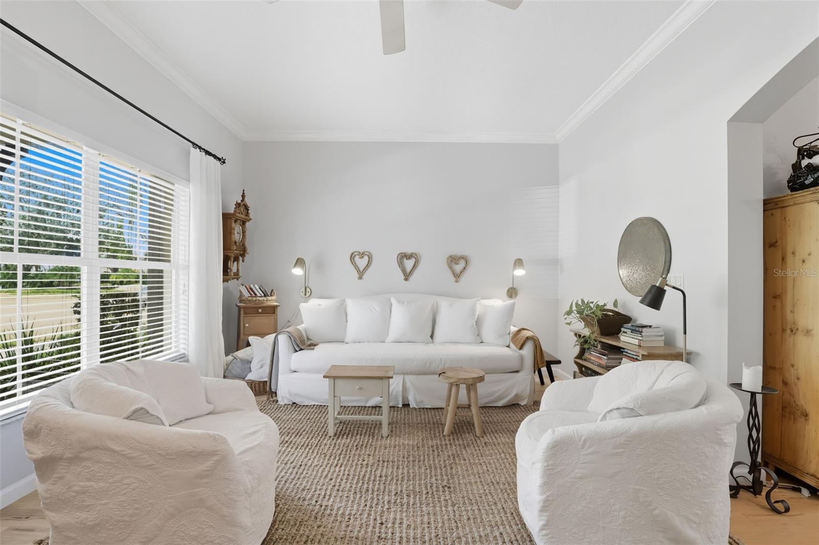 Image 5 of 22 For 9129 Oak Fern Drive