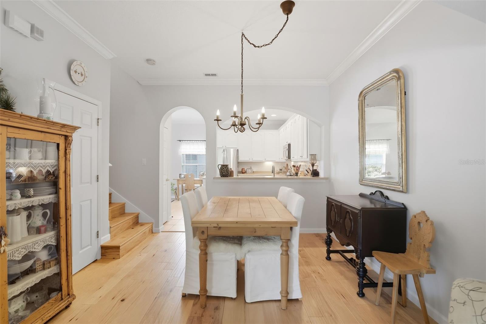 Image 7 of 22 For 9129 Oak Fern Drive