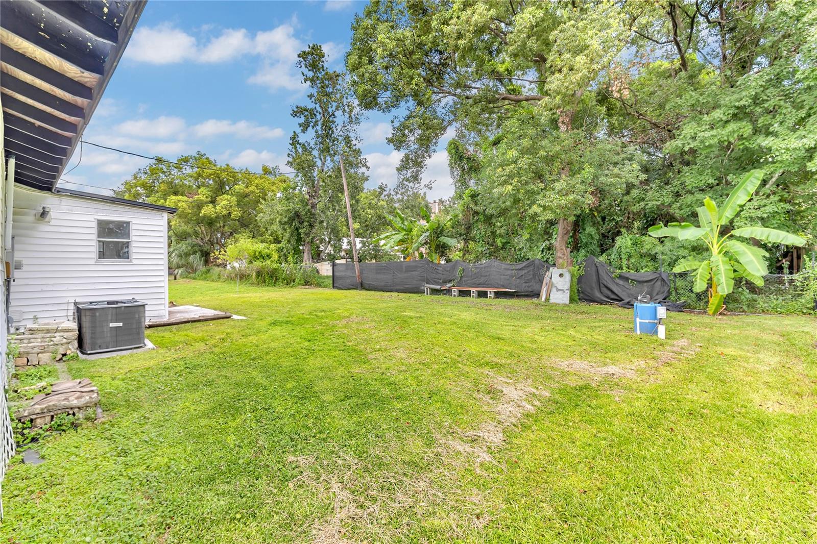 Image 4 of 21 For 1451 Greenwood Avenue