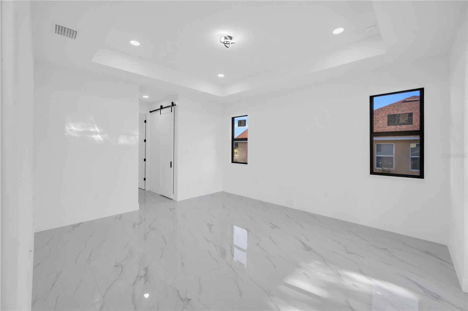 Image 11 of 38 For 358 Vitorio Street