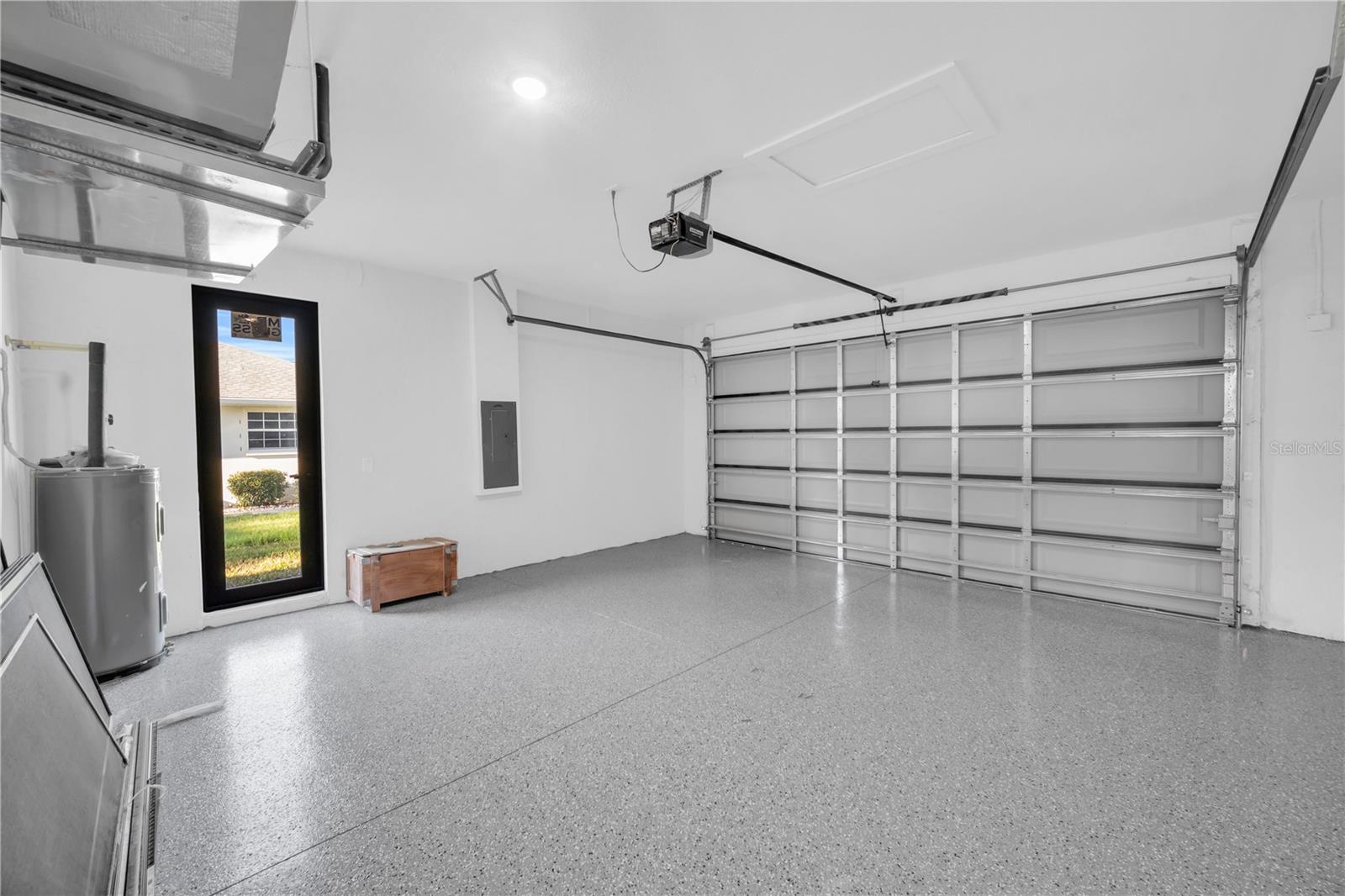 Image 20 of 38 For 358 Vitorio Street