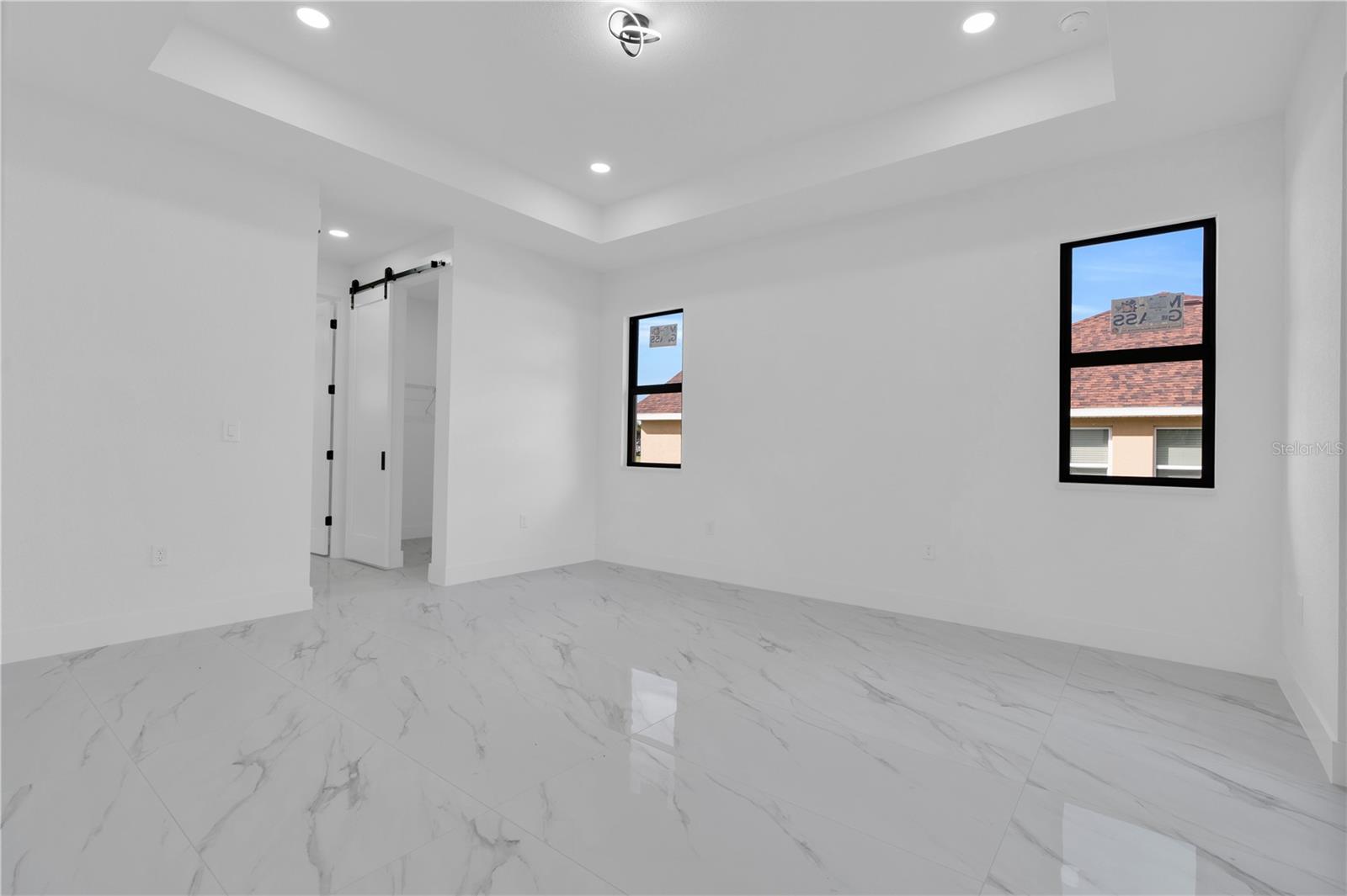 Image 36 of 38 For 358 Vitorio Street