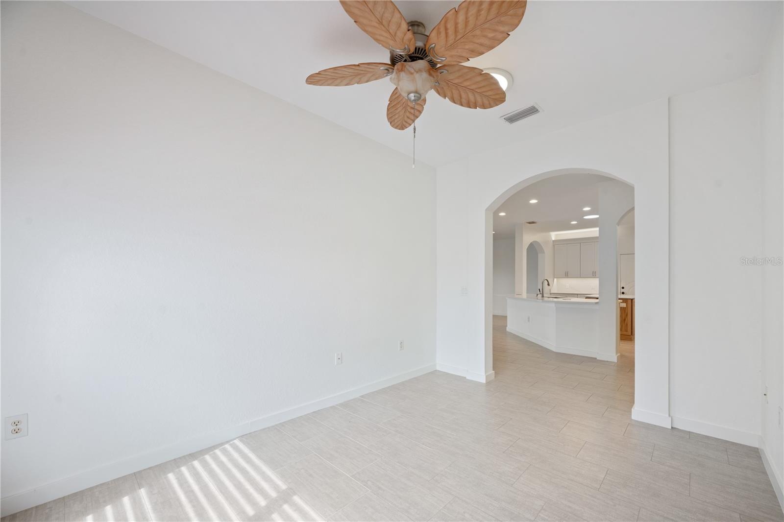 Image 9 of 62 For 4120 Limerick Drive