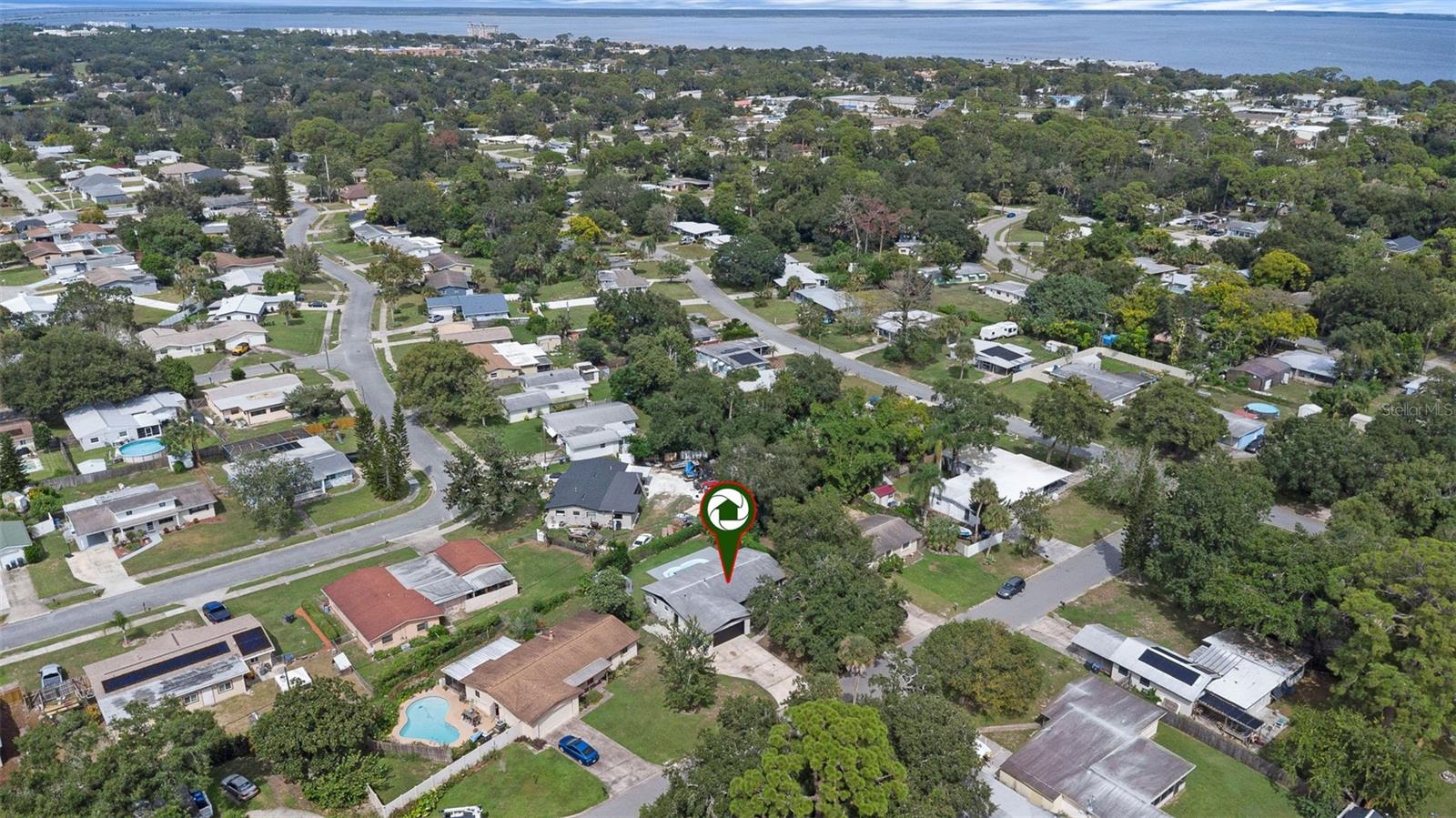 Image 21 of 22 For 720 Everglades Court