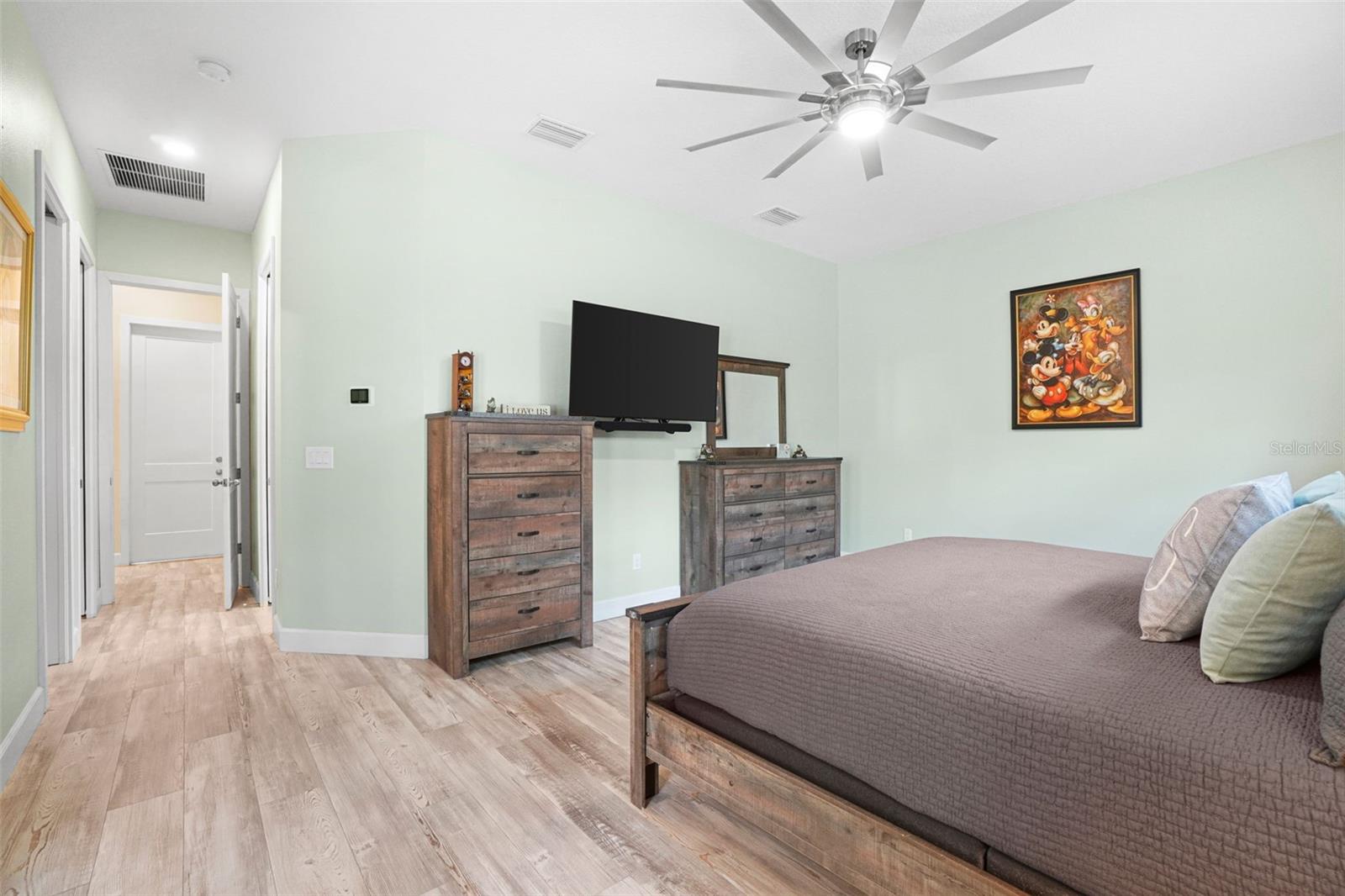 Image 21 of 71 For 3230 Pheasant Trail