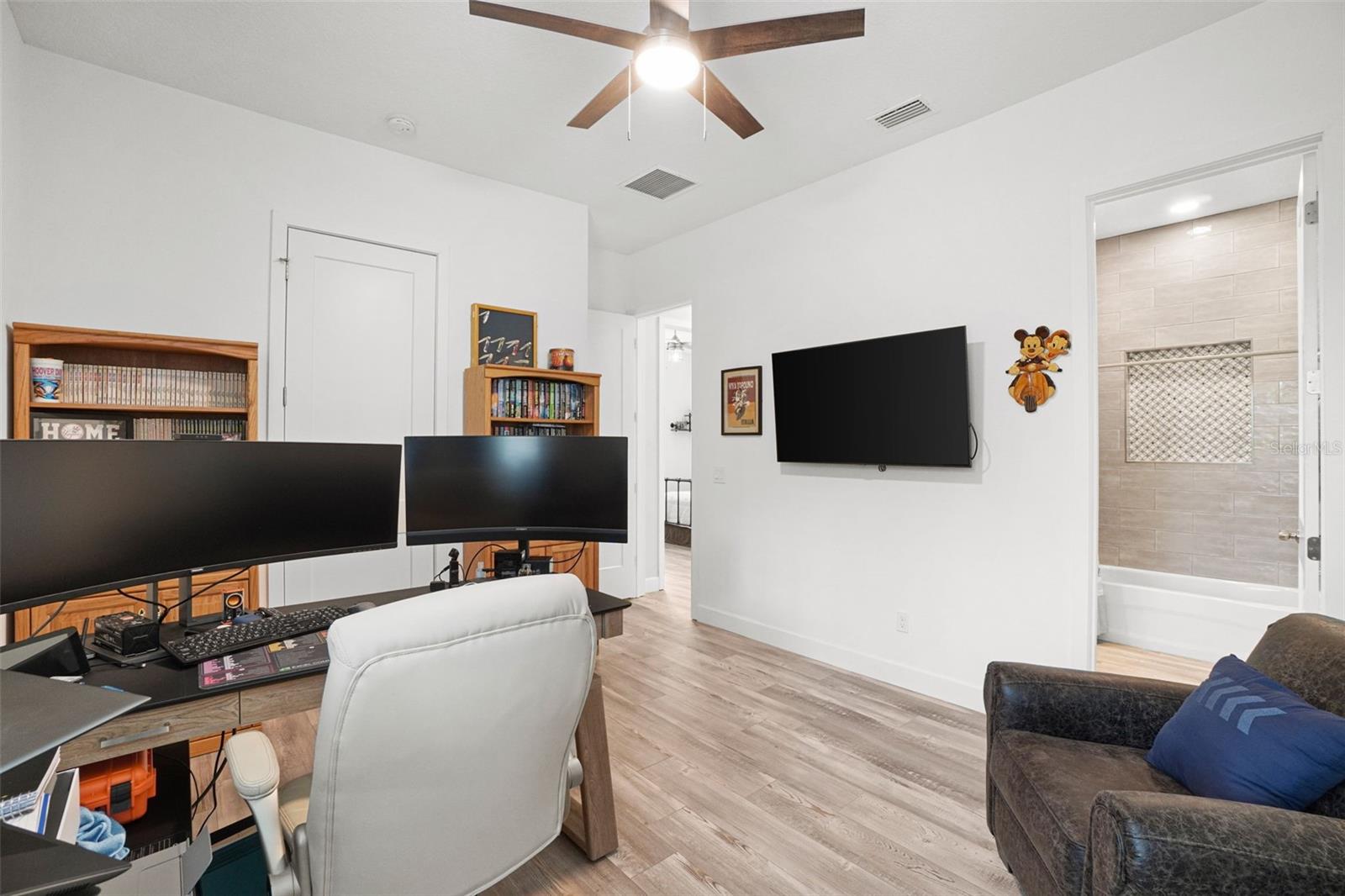 Image 32 of 71 For 3230 Pheasant Trail