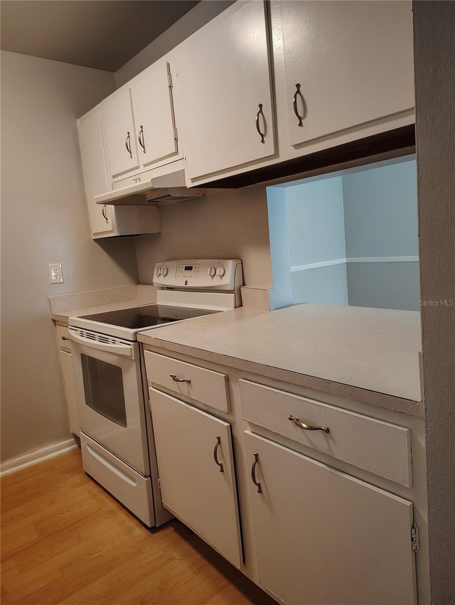 Image 9 of 20 For 3242 Semoran Boulevard 21