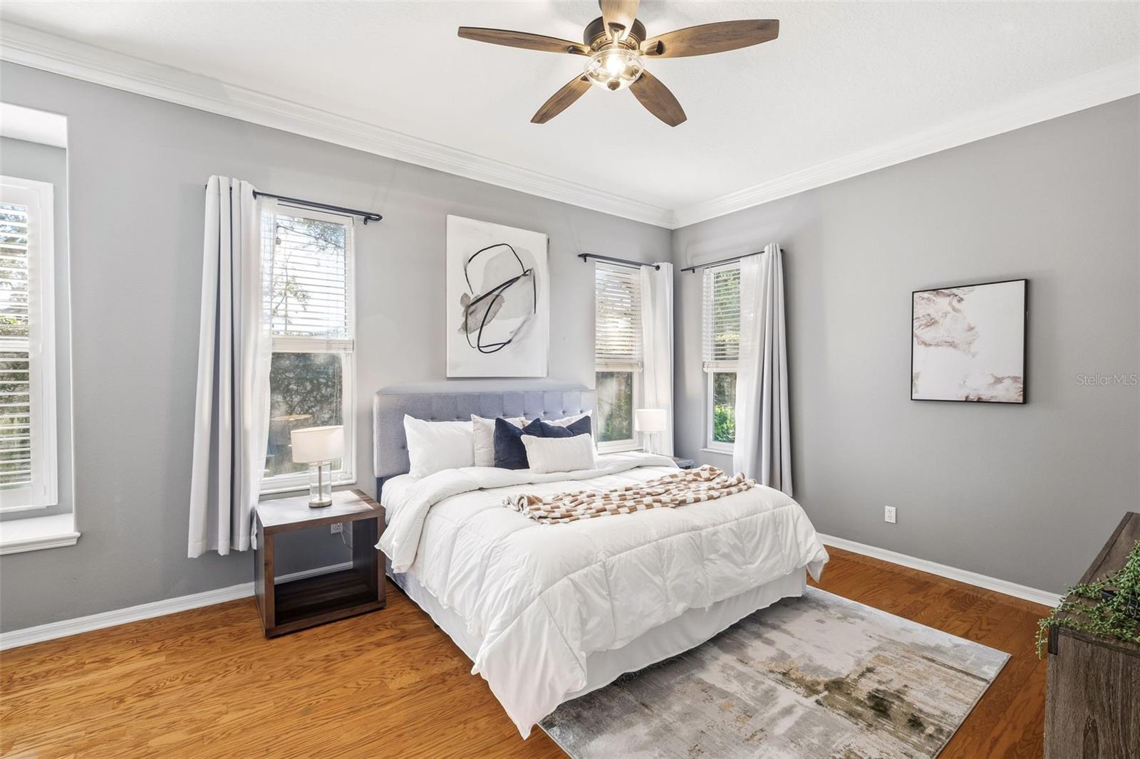 Image 14 of 37 For 601 Lake Harbor Circle