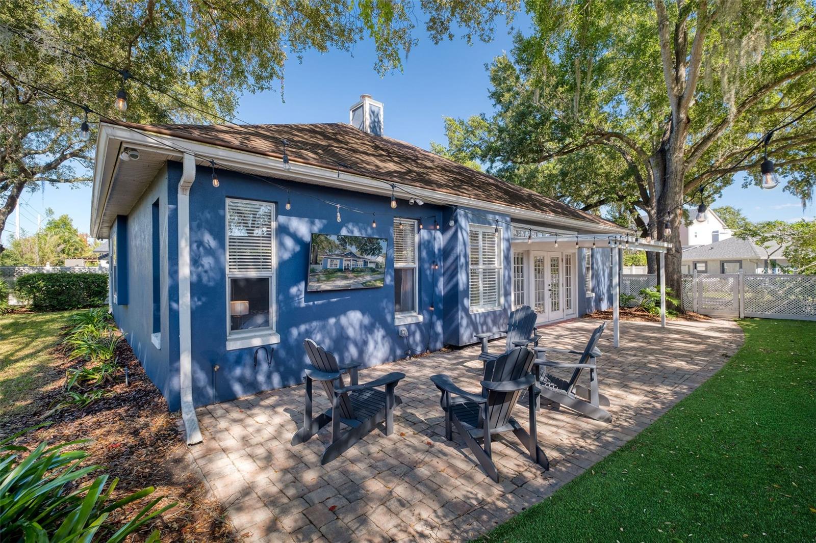 Image 27 of 37 For 601 Lake Harbor Circle