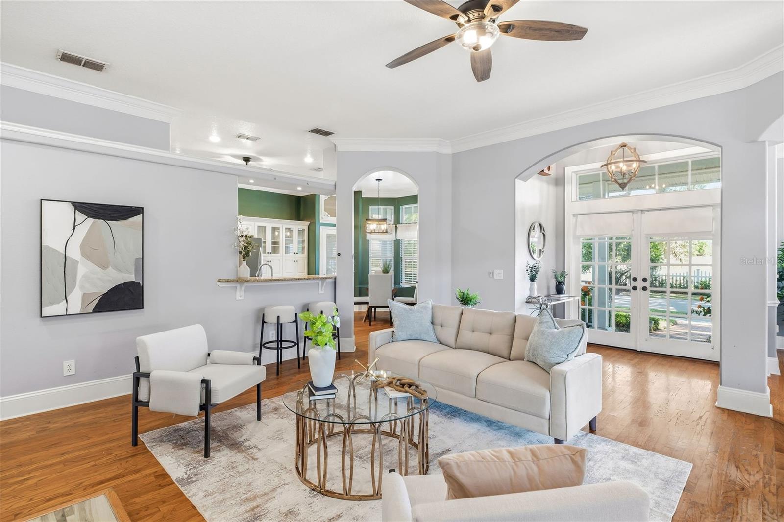 Image 4 of 37 For 601 Lake Harbor Circle