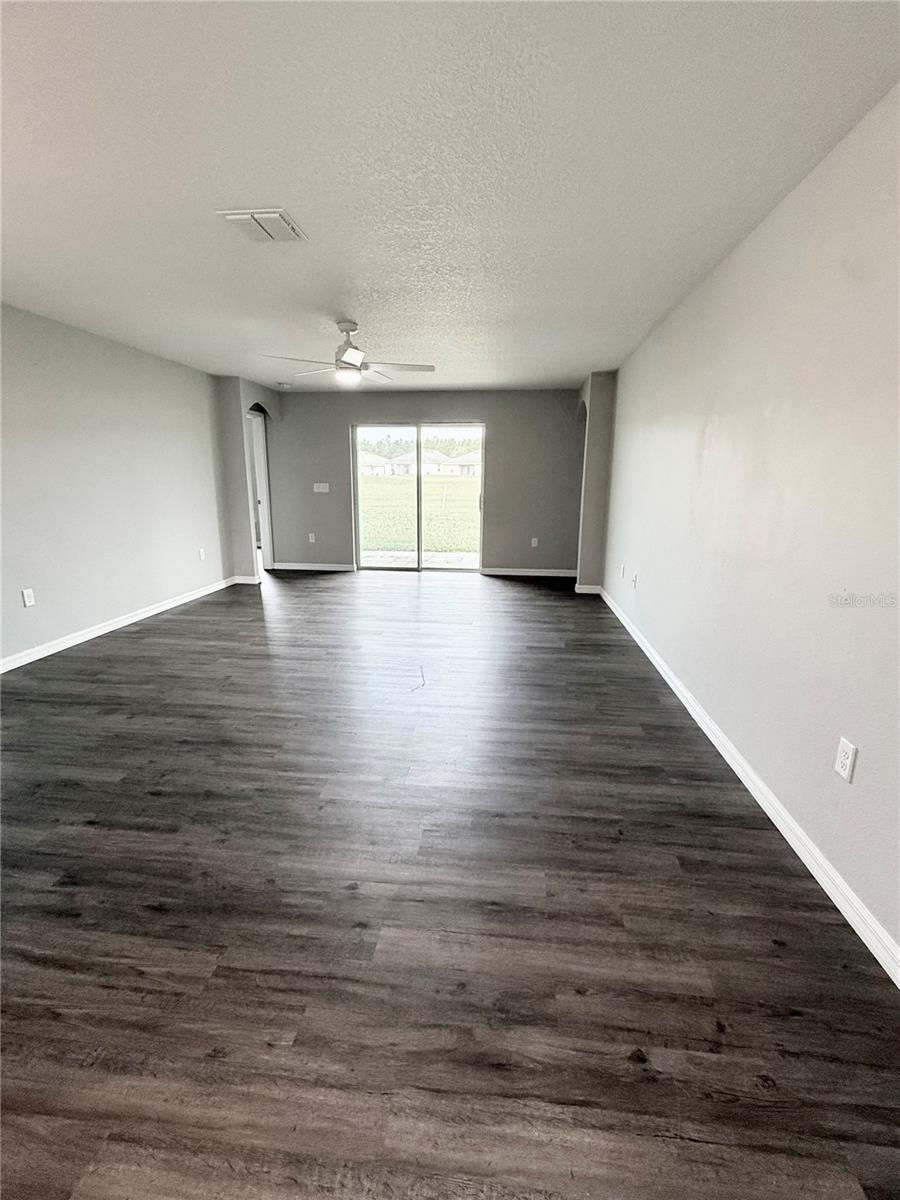Image 8 of 26 For 30919 Water Lily Drive