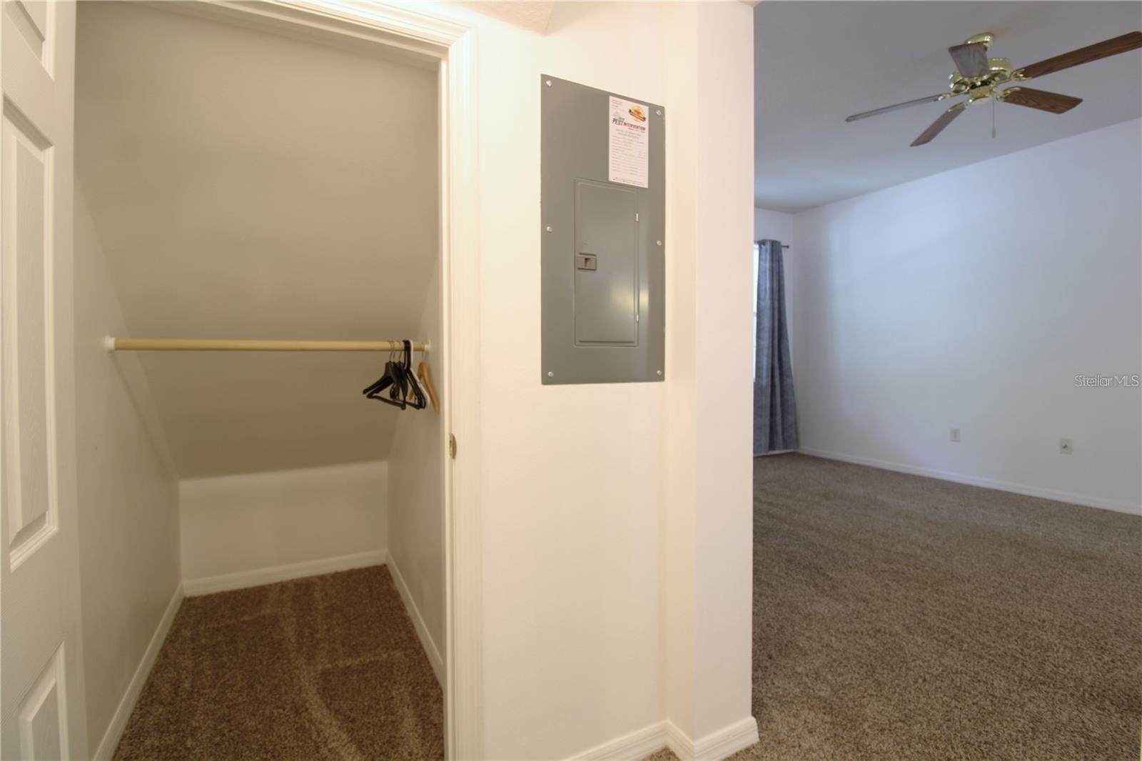 Image 24 of 35 For 7347 Millstone Street