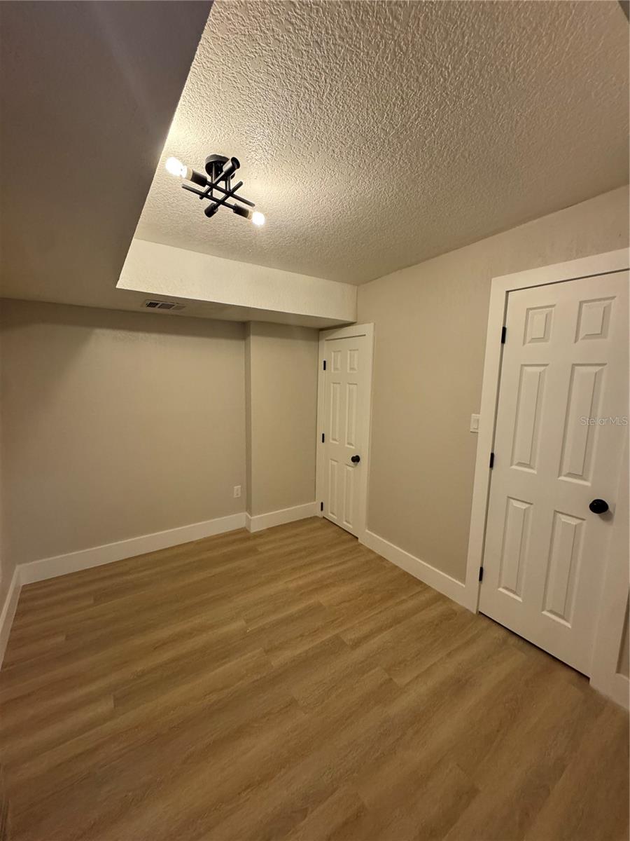 Image 7 of 28 For 3508 Merryweather Drive