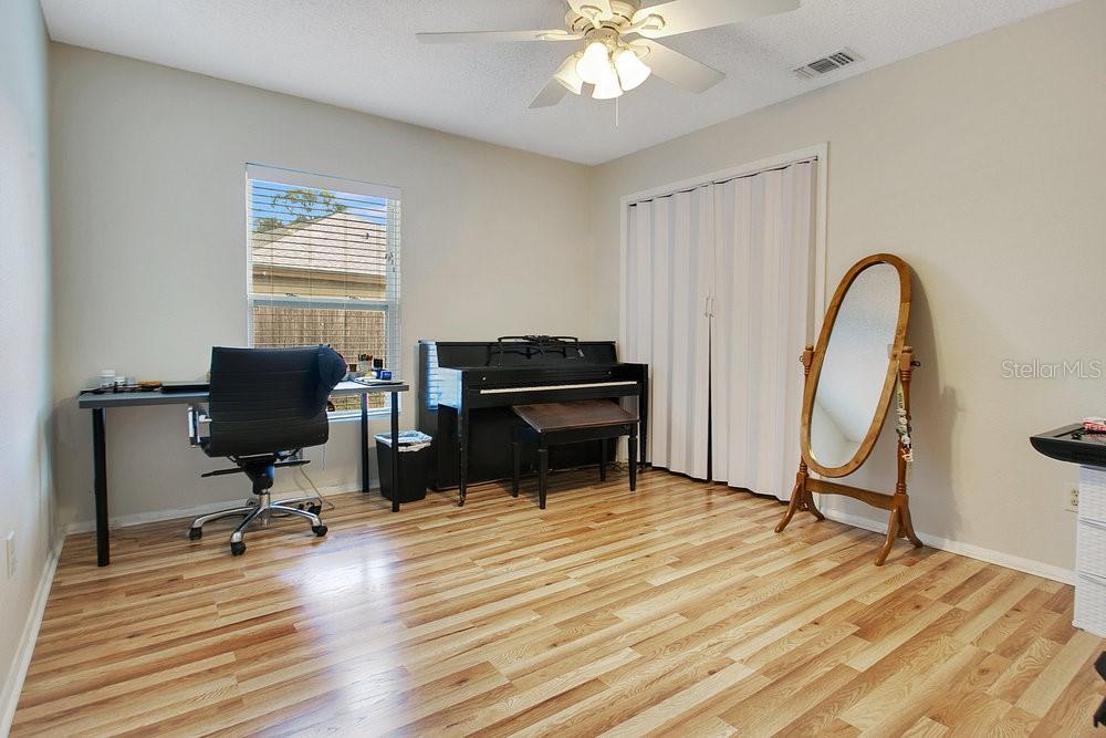 Image 18 of 42 For 2952 Erskine Drive