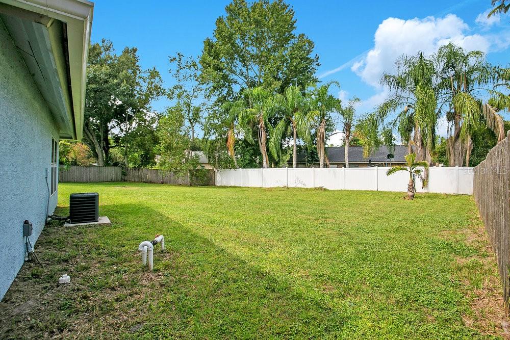 Image 30 of 42 For 2952 Erskine Drive