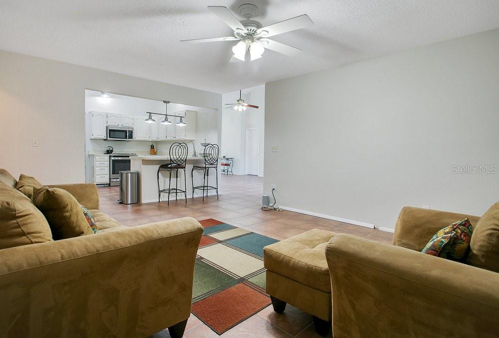 Image 9 of 42 For 2952 Erskine Drive
