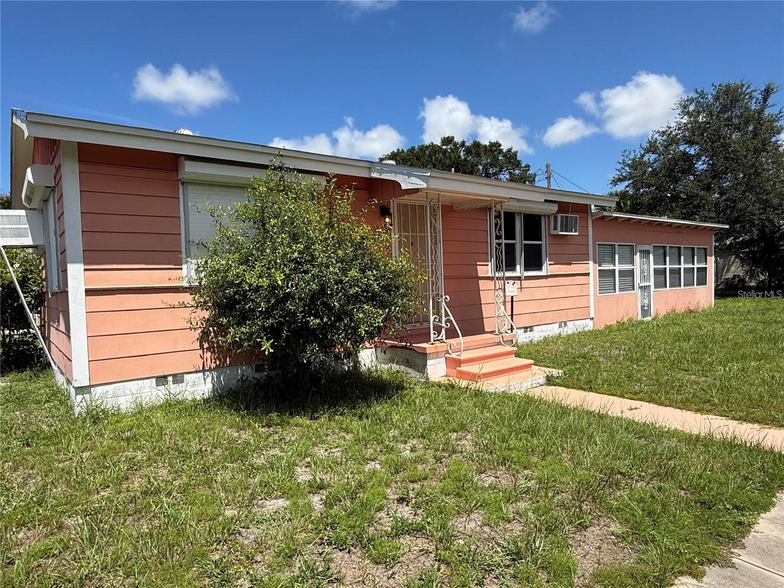 Image 2 of 10 For 2411 45th Street S
