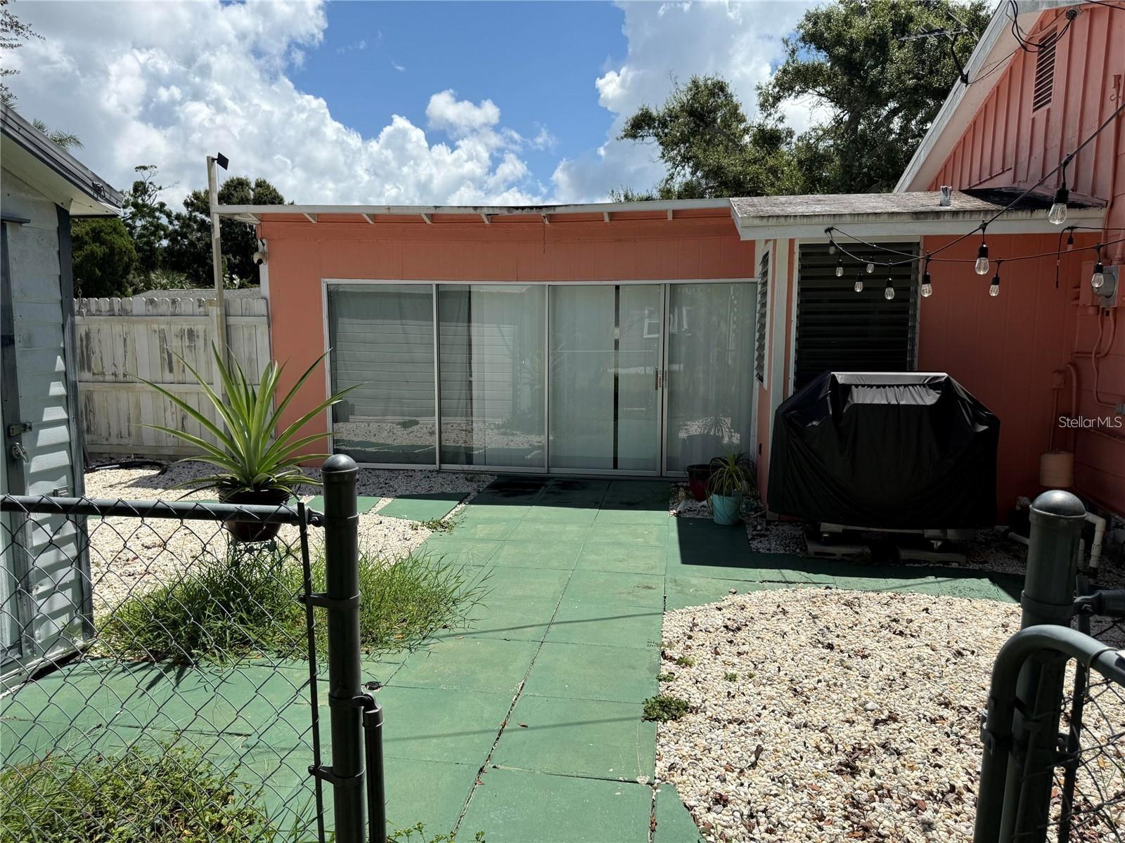 Image 9 of 10 For 2411 45th Street S