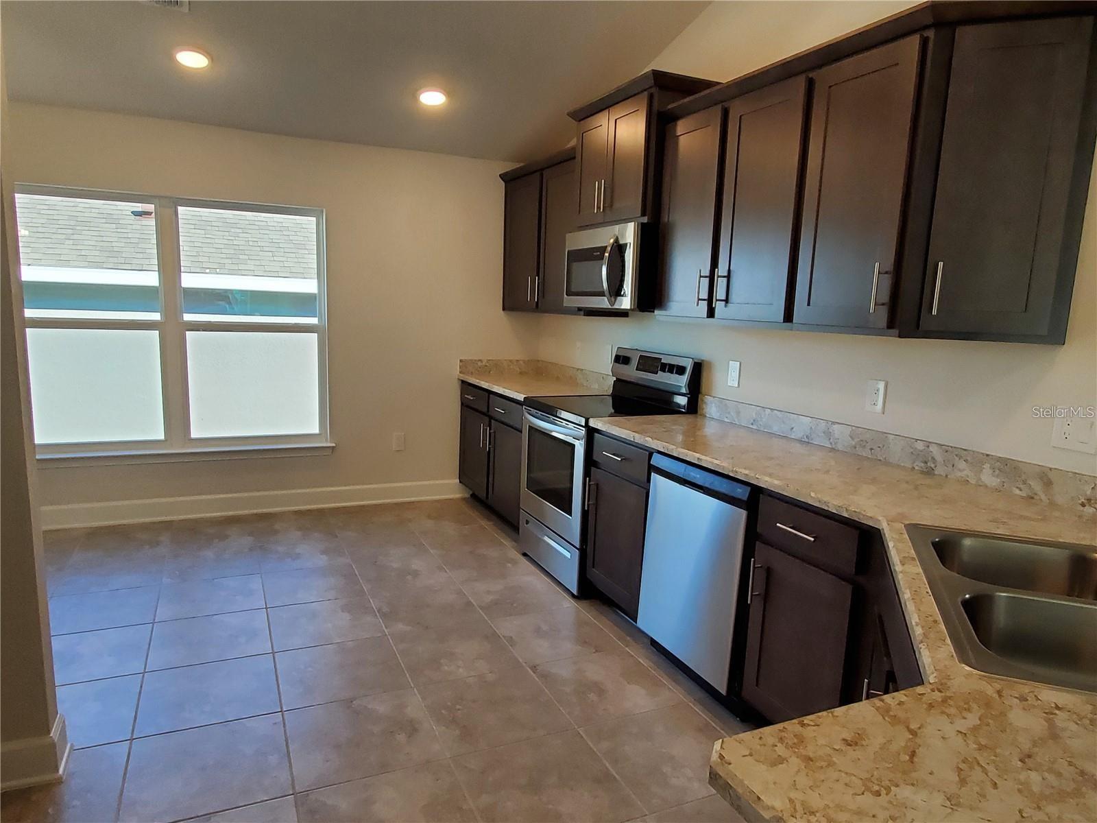 Image 4 of 26 For 1081 Citrus Landing Boulevard