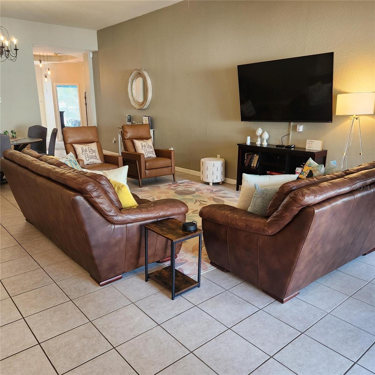 Image 11 of 82 For 2703 Manesty Lane