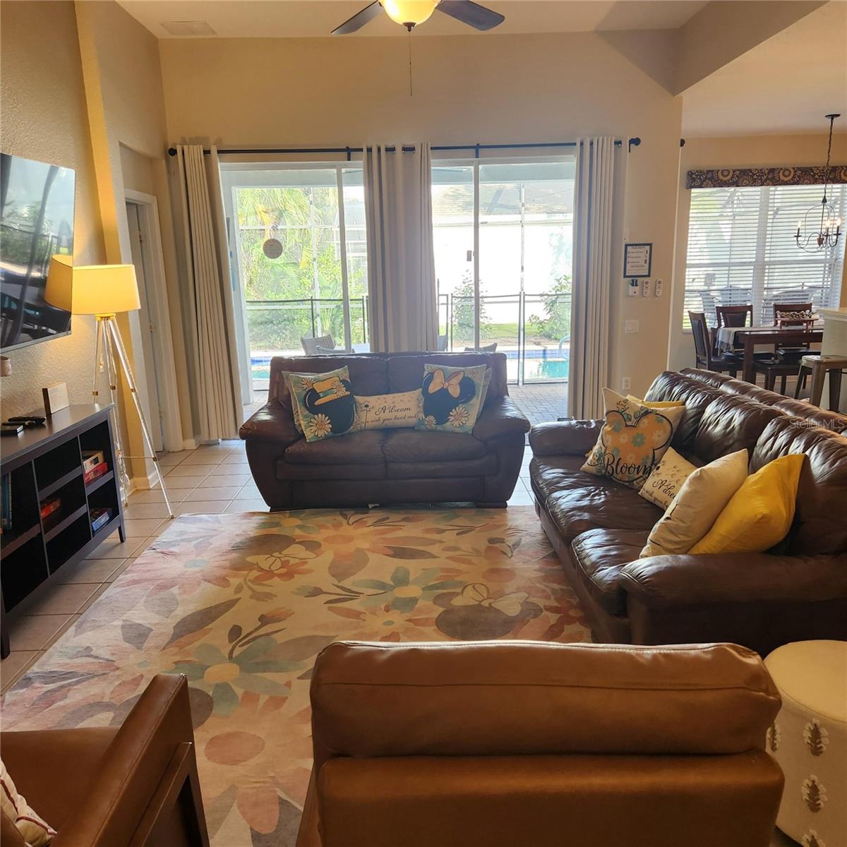 Image 14 of 82 For 2703 Manesty Lane