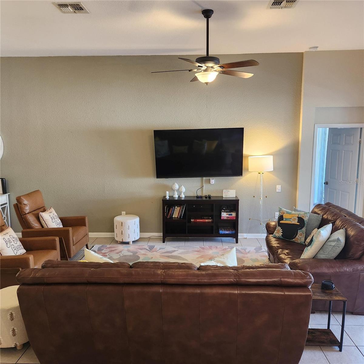 Image 15 of 82 For 2703 Manesty Lane