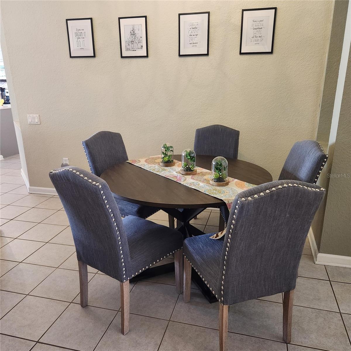 Image 17 of 82 For 2703 Manesty Lane