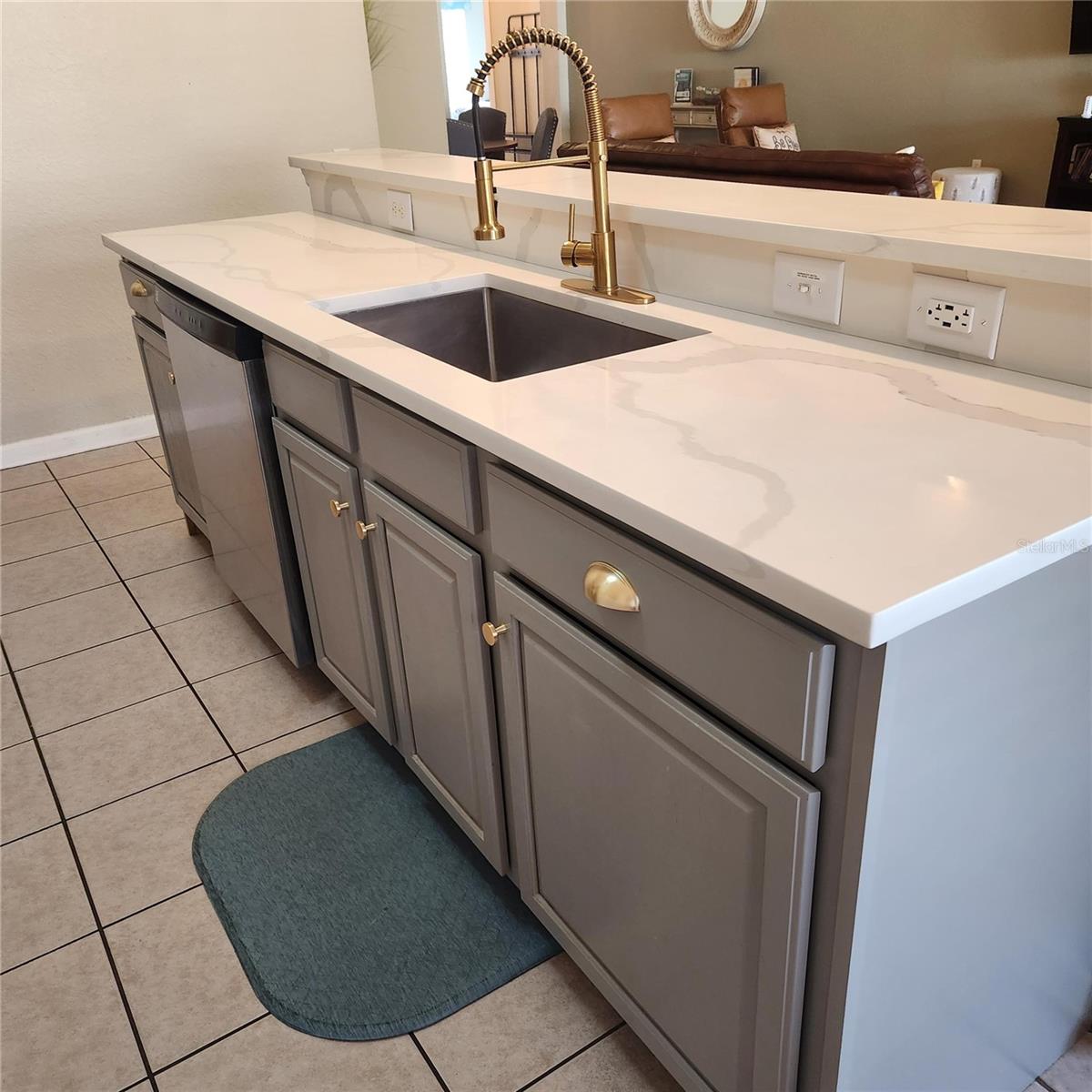 Image 7 of 82 For 2703 Manesty Lane