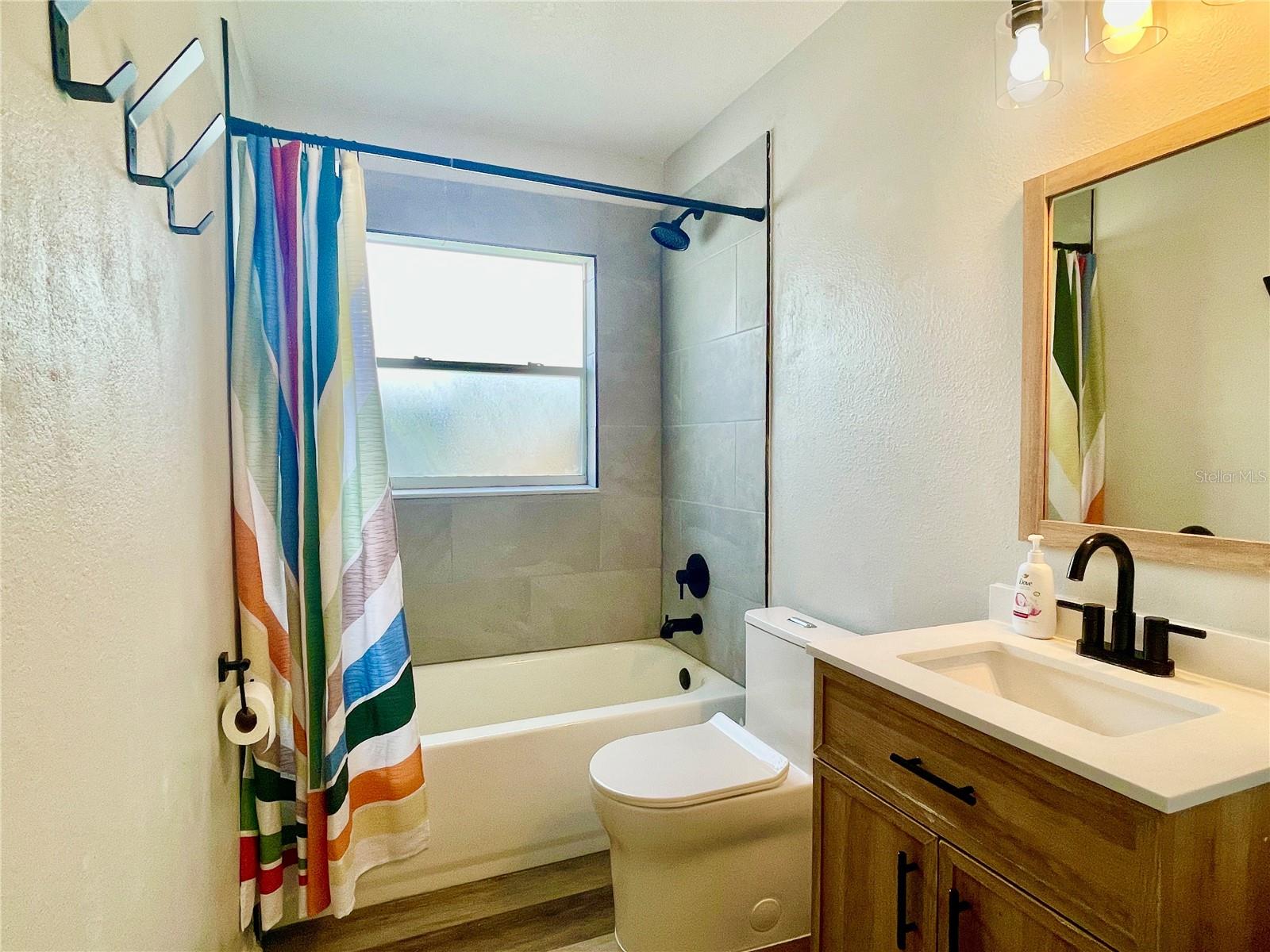 Image 16 of 21 For 705 Sunburst Cove Lane