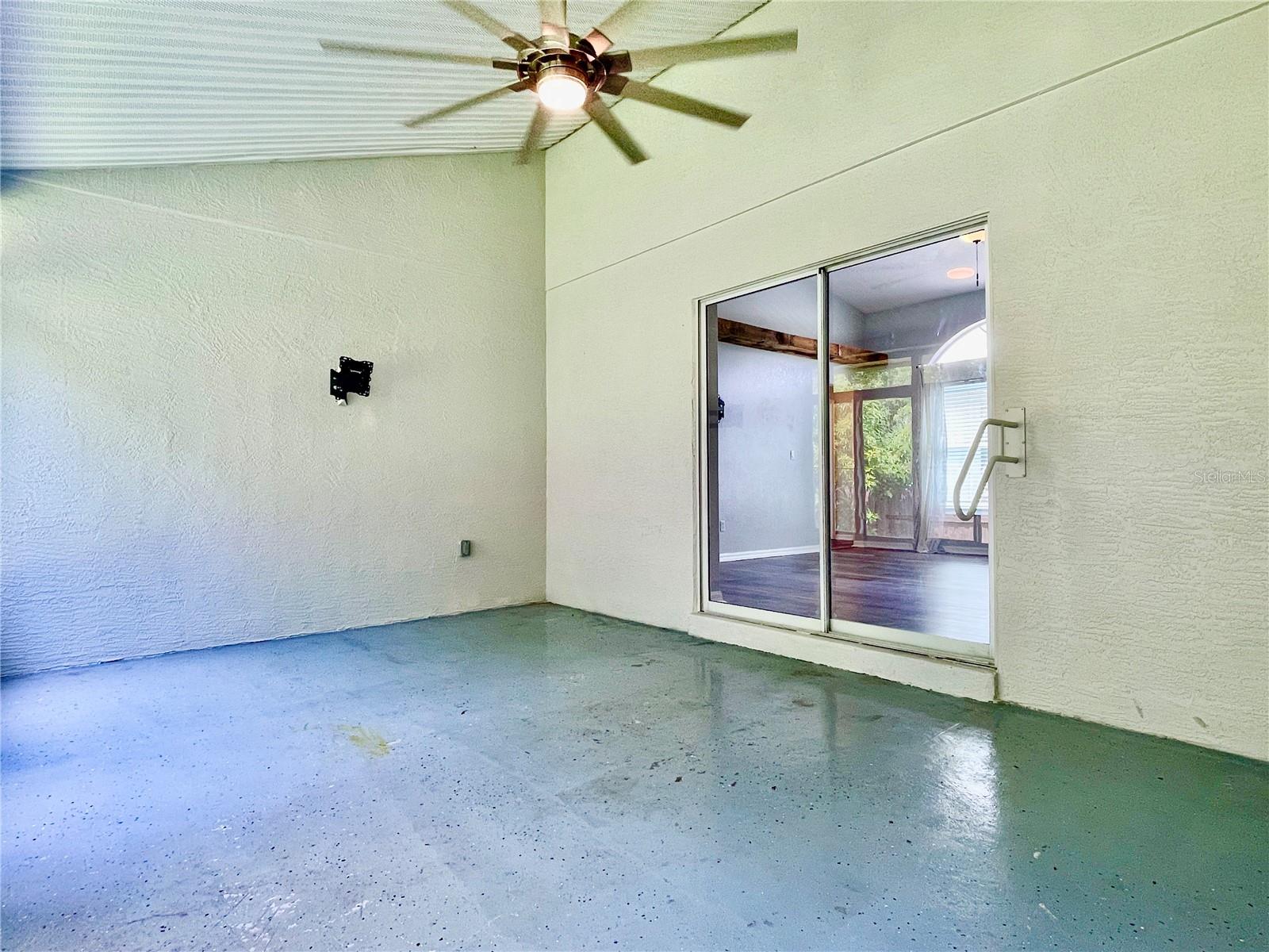 Image 19 of 21 For 705 Sunburst Cove Lane