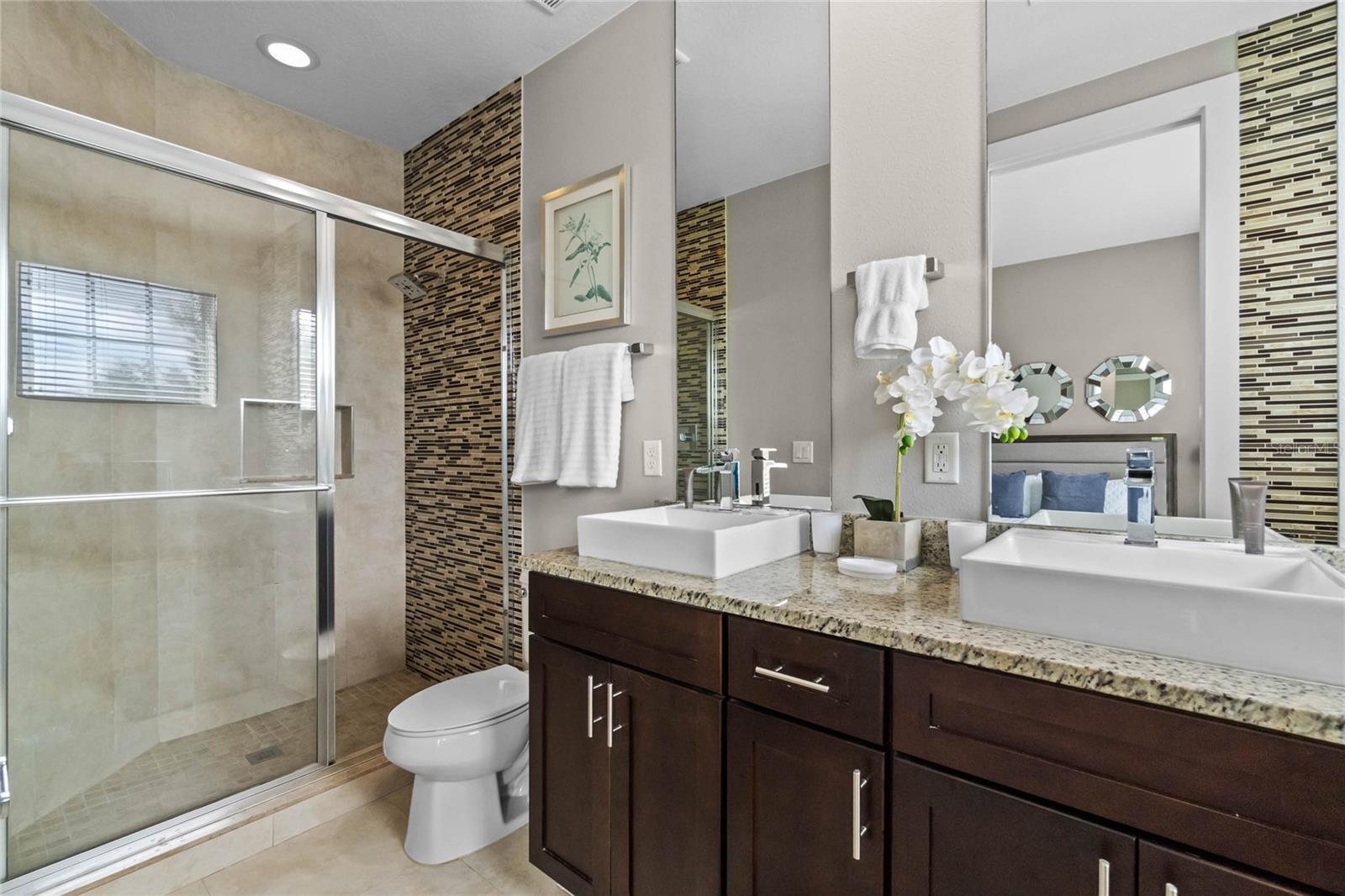 Image 15 of 33 For 7540 Sunville Avenue