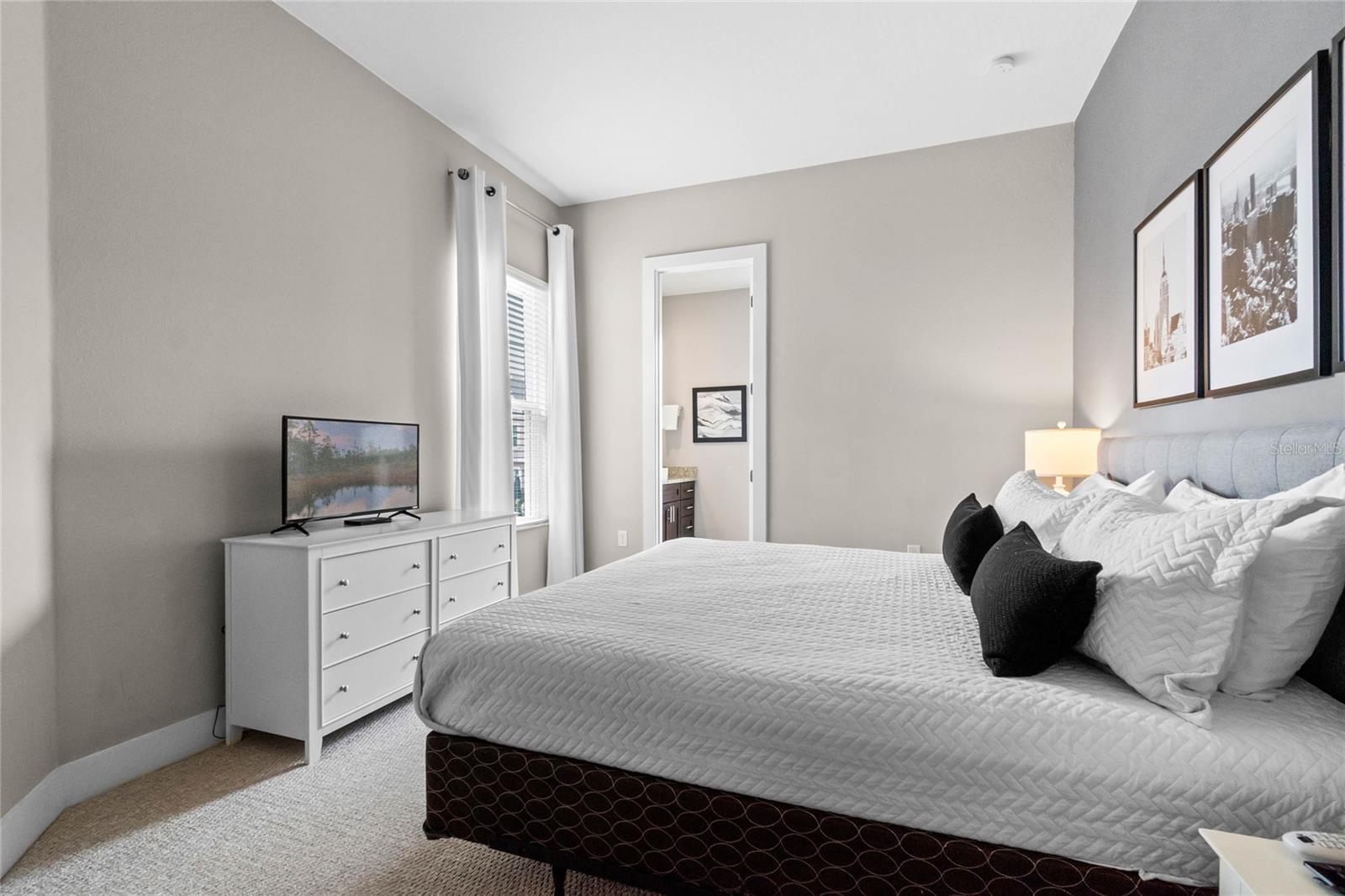 Image 25 of 33 For 7540 Sunville Avenue