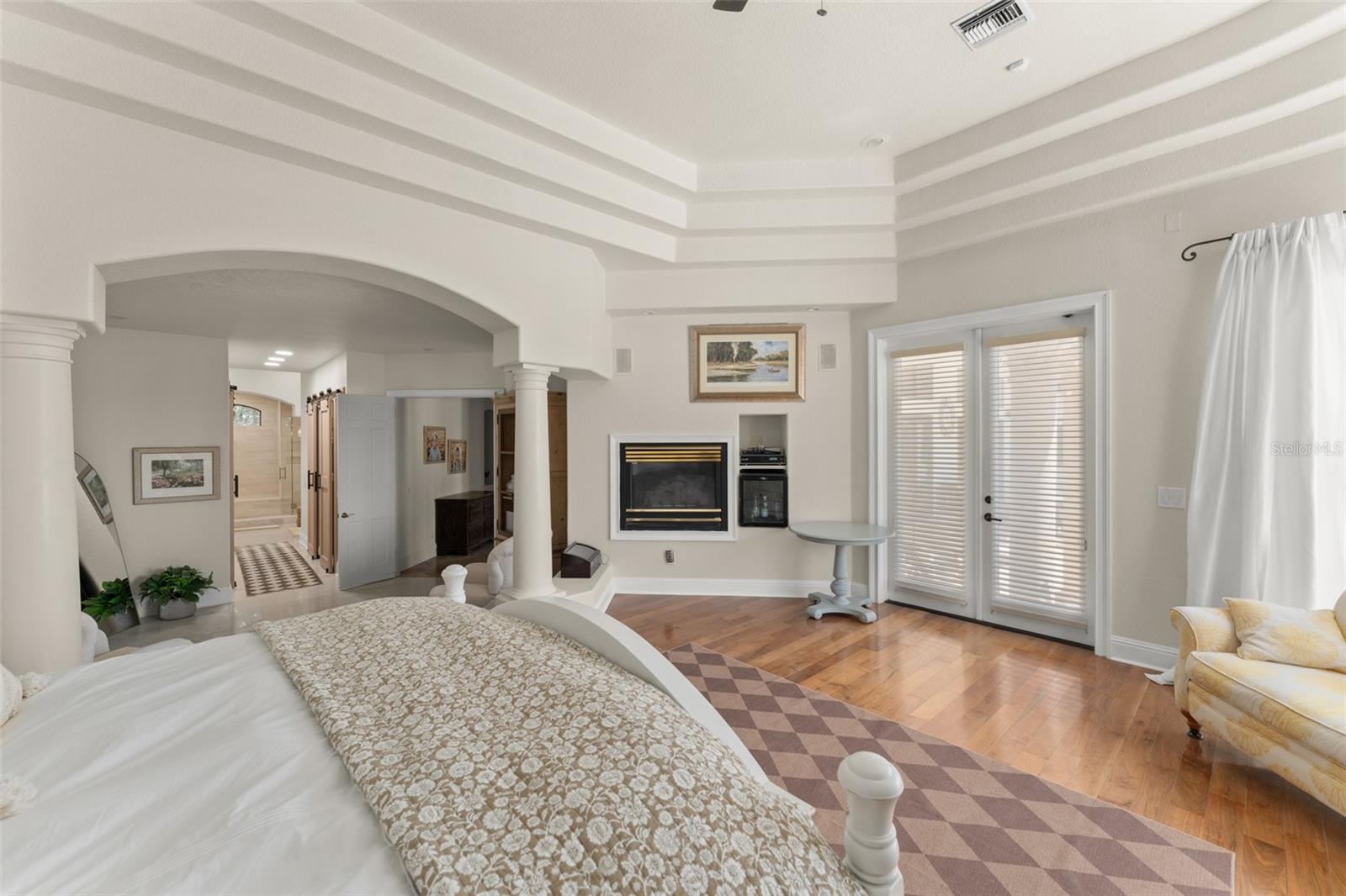 Image 22 of 67 For 12540 Park Avenue