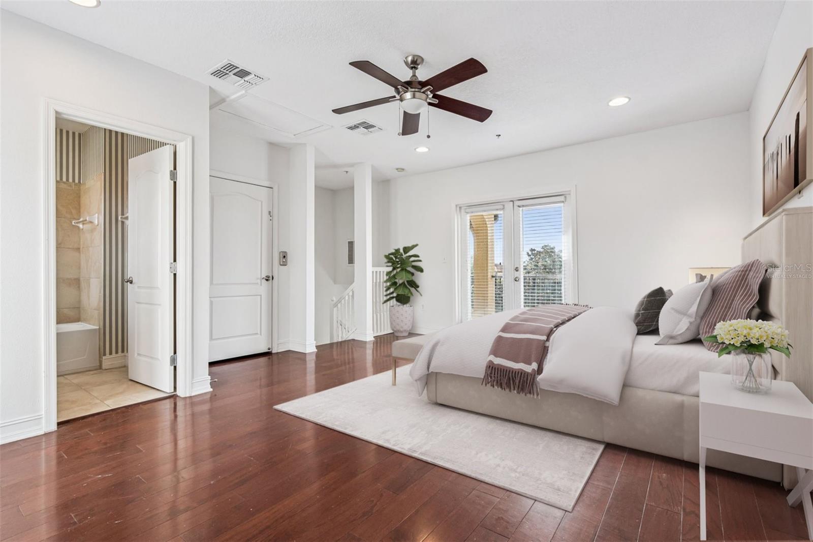 Image 31 of 90 For 5213 Trapani Cove