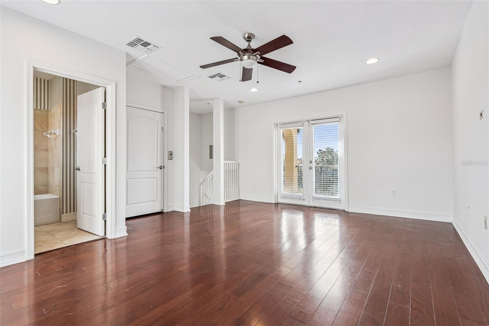 Image 33 of 90 For 5213 Trapani Cove