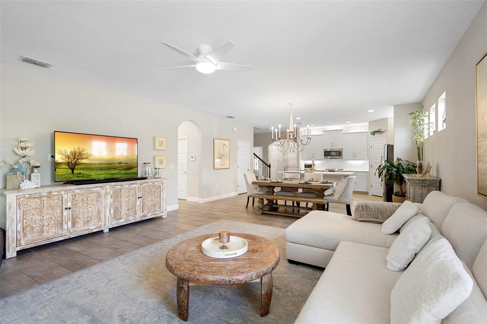Image 18 of 64 For 8643 Bayview Crossing Drive