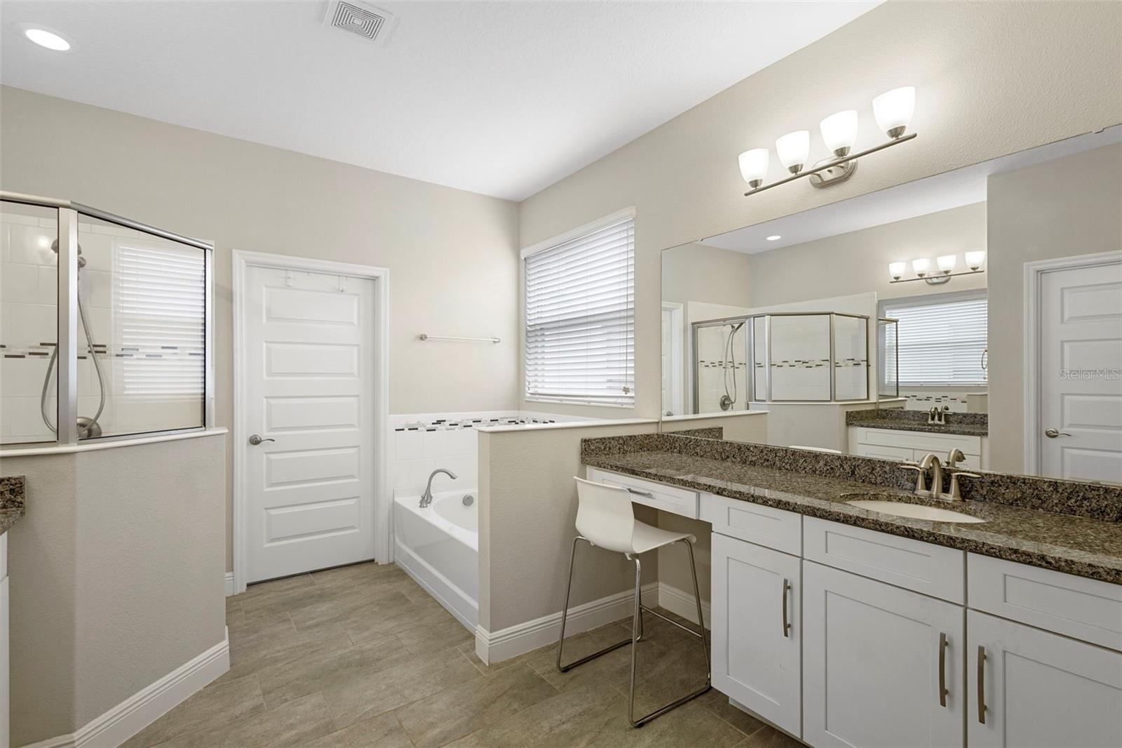 Image 22 of 64 For 8643 Bayview Crossing Drive