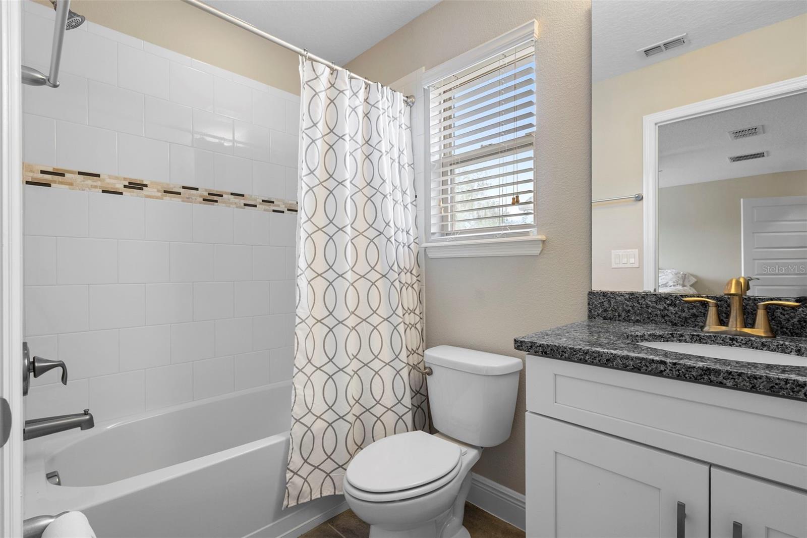 Image 37 of 64 For 8643 Bayview Crossing Drive