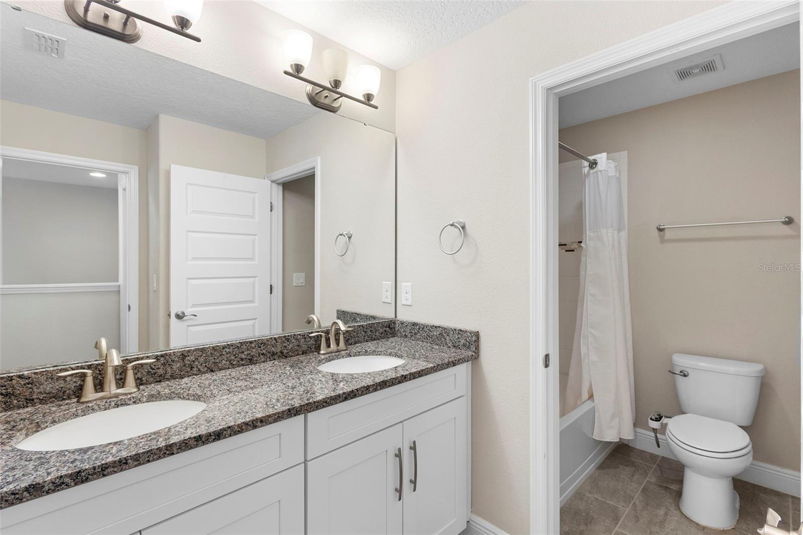 Image 39 of 64 For 8643 Bayview Crossing Drive